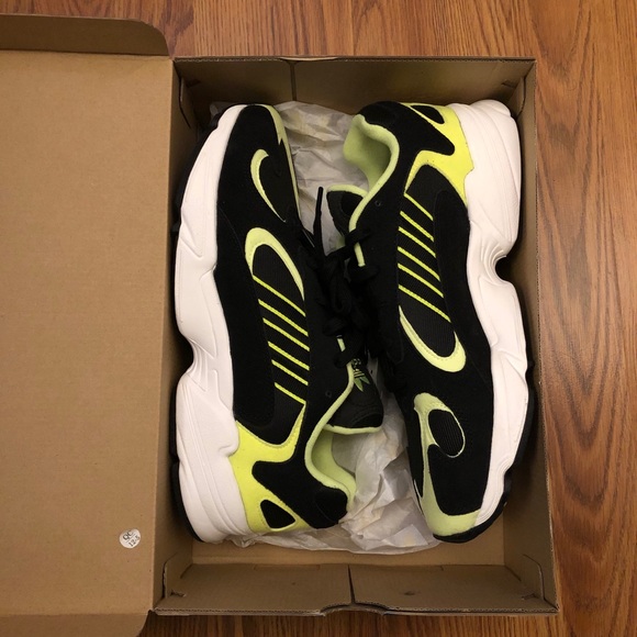 Adidas Yung-1 “Black Hi-Res Yellow” - Picture 5 of 7